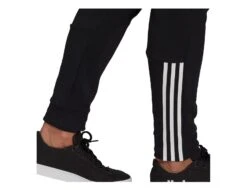 Adidas - Essentials Matte Cut 3S Pants - Schwarze Trainingshose -Shorts Poloshirts Geschaft adidas gs1582b